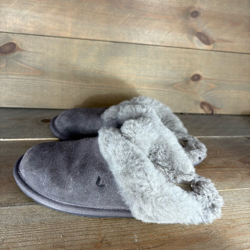 ugg milo womens size 6 shoes gray suede fur lined comfort slippers